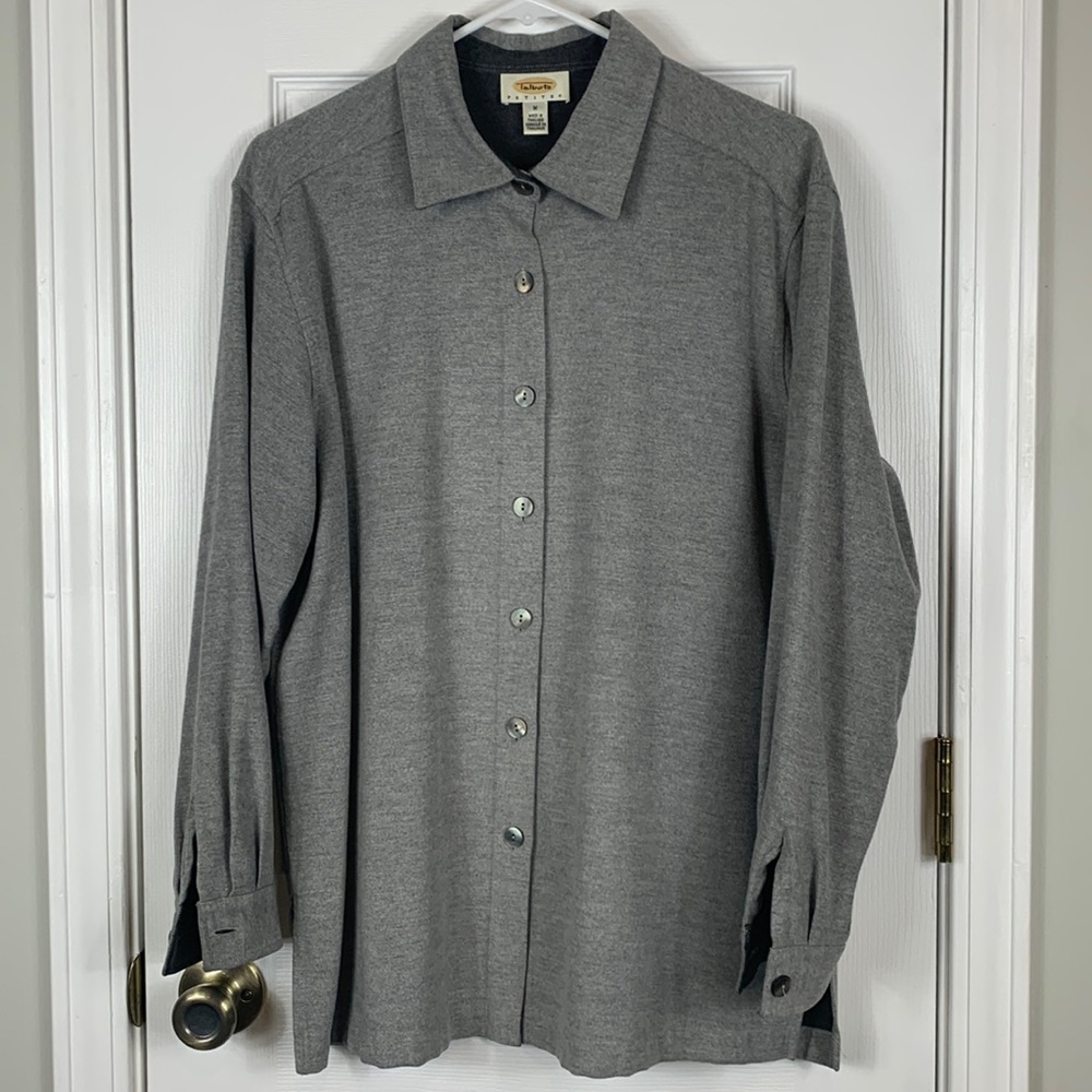 Talbots PT grey long sleeved button down jacket size medium. 70% viscose rayon